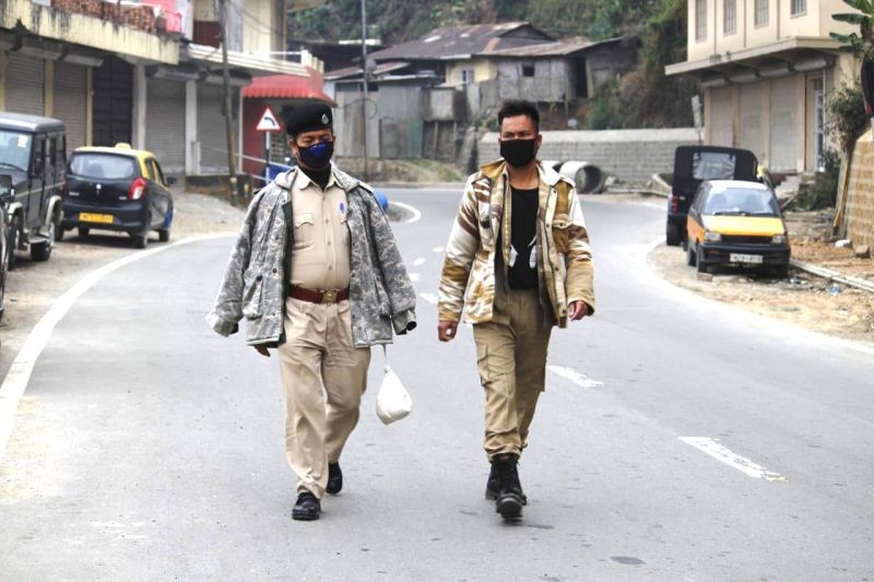 ‘Stay indoors and break chain of community transmission’